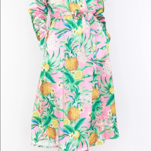 Show Me Your MuMu Other - ShowMeYourMuMu Hannah Brown Pineapple Robbie Robe